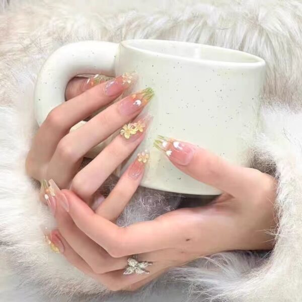 French New Year Icy Tulip Nail Art Press-On Nails